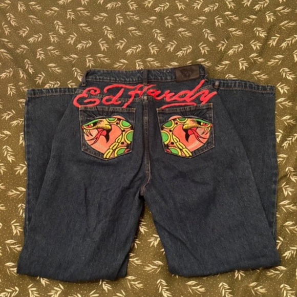 Ed Hardy Women's Dark Blue Jeans with Colorful Pocket Art - Picture 1 of 4